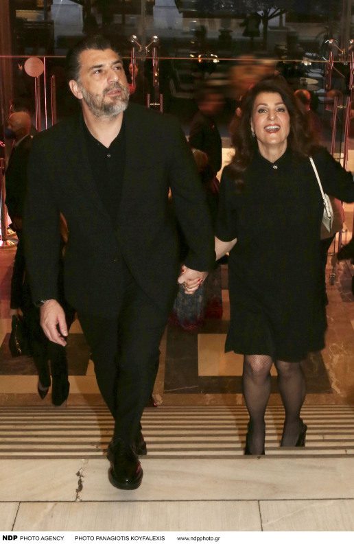 nia-vardalos-me-syntrofo__3_