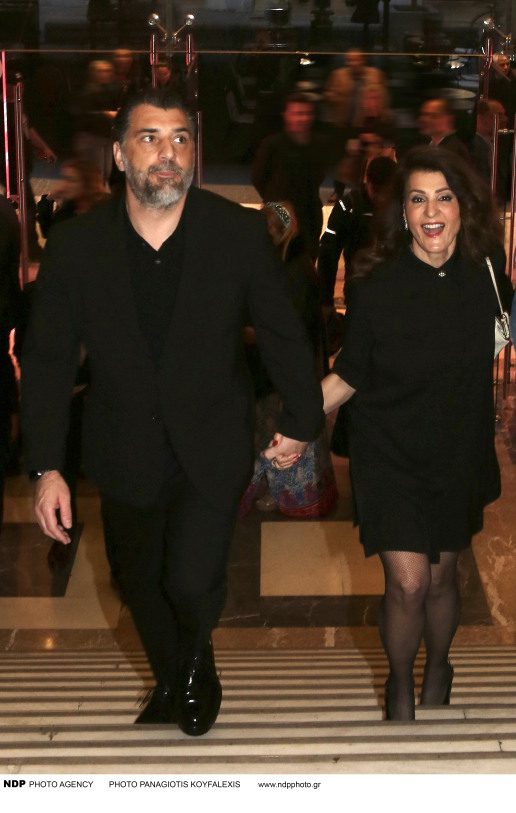 nia-vardalos-me-syntrofo__4_