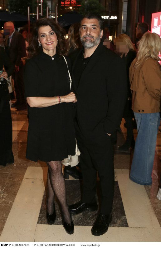 nia-vardalos-me-syntrofo__5_