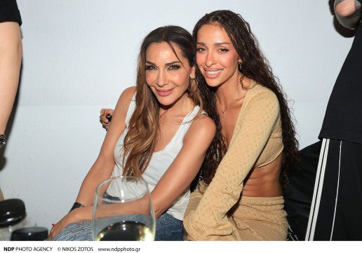 1-despina-vandi-eleni-foyreira-mykonos-2