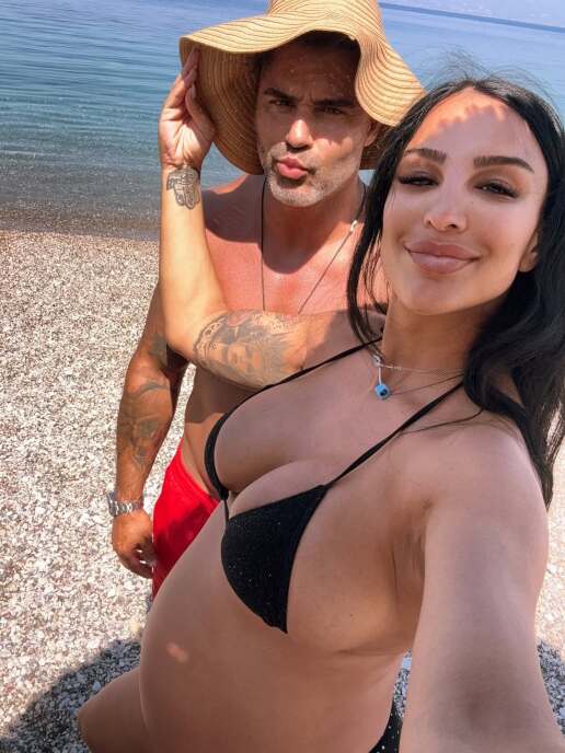 _31_weeks_pregnant_________i_feel_like_a_tiny_gorilla____5_