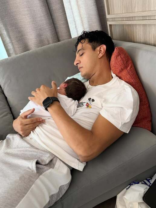 tzeni-theona-photos-instagram-dyo-paidia-tis-2