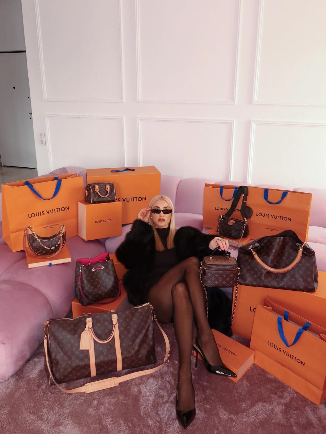 Η Σταματίνα Τσιμτσιλή σχολιάζει το πινγκ πονγκ δηλώσεων ανάμεσα στην Ιωάννα Τούνη και τον Δημήτρη Αλεξάνδρου και μιλά για όσα διέκρινε στη στάση τους.