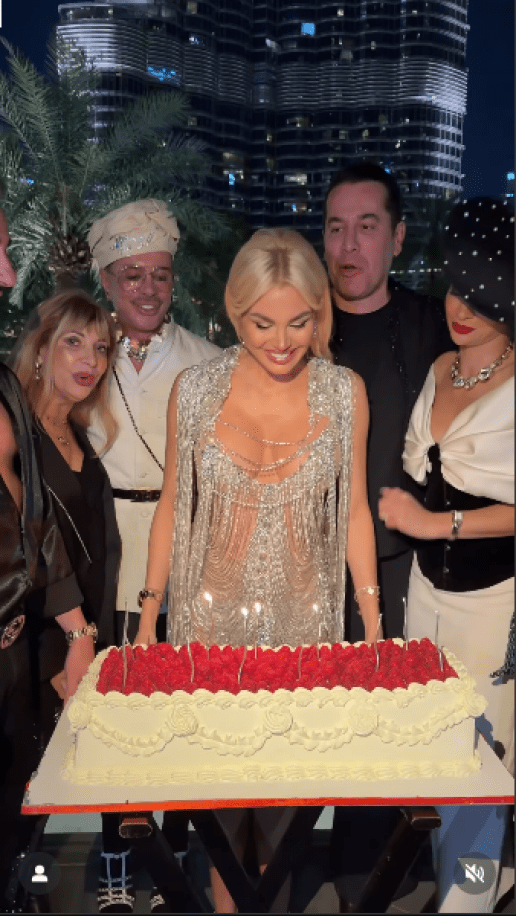 alexandra-panagiotarou-genethlia-dubai-instagram-photos-2