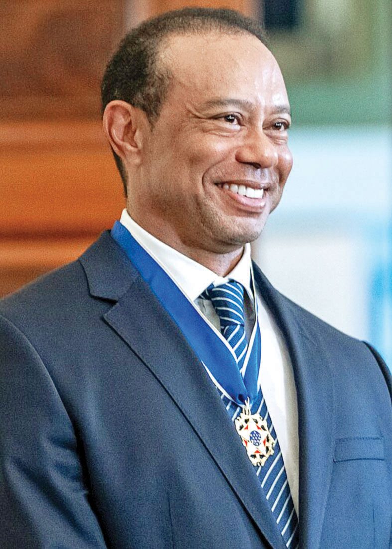 Όπως οι γαλαζοαίµατοι έχουν το δικό τους καλεντάρι, τα ραντεβού µε τους άλλους royalties, όπου επιβάλλεται κάθε χρόνο να δίνουν το «παρών», έτσι και οι κροίσοι, ακόµα περισσότερο οι δισεκατοµµυριούχοι.