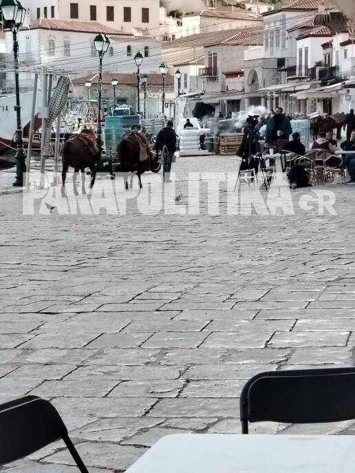 ydra-gyrismata-brad-pitt5