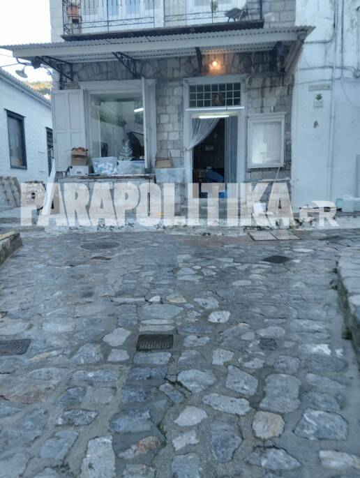 ydra-gyrismata-brad-pitt6