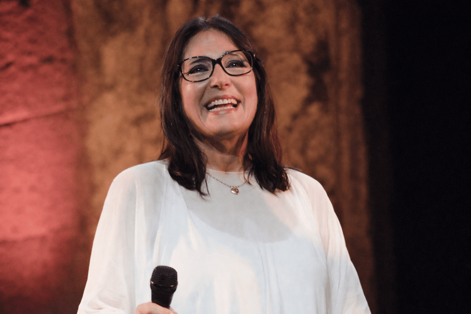 Η Νάνα Μούσχουρη μίλησε με συγκίνηση για τον Γιώργο Μαρίνο, αποχαιρετώντας έναν καλλιτέχνη που σημάδεψε μια ολόκληρη εποχή στο ελληνικό θέαμα.