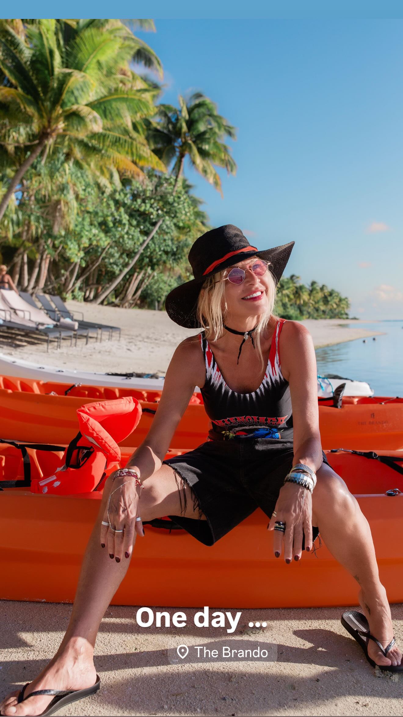 Η Άννα Βίσση μοιράστηκε φωτογραφίες από τις διακοπές της στη Γαλλική Πολυνησία με τη Δήμητρα Κούστα, αποκαλύπτοντας στιγμές χαλάρωσης και φιλίας.