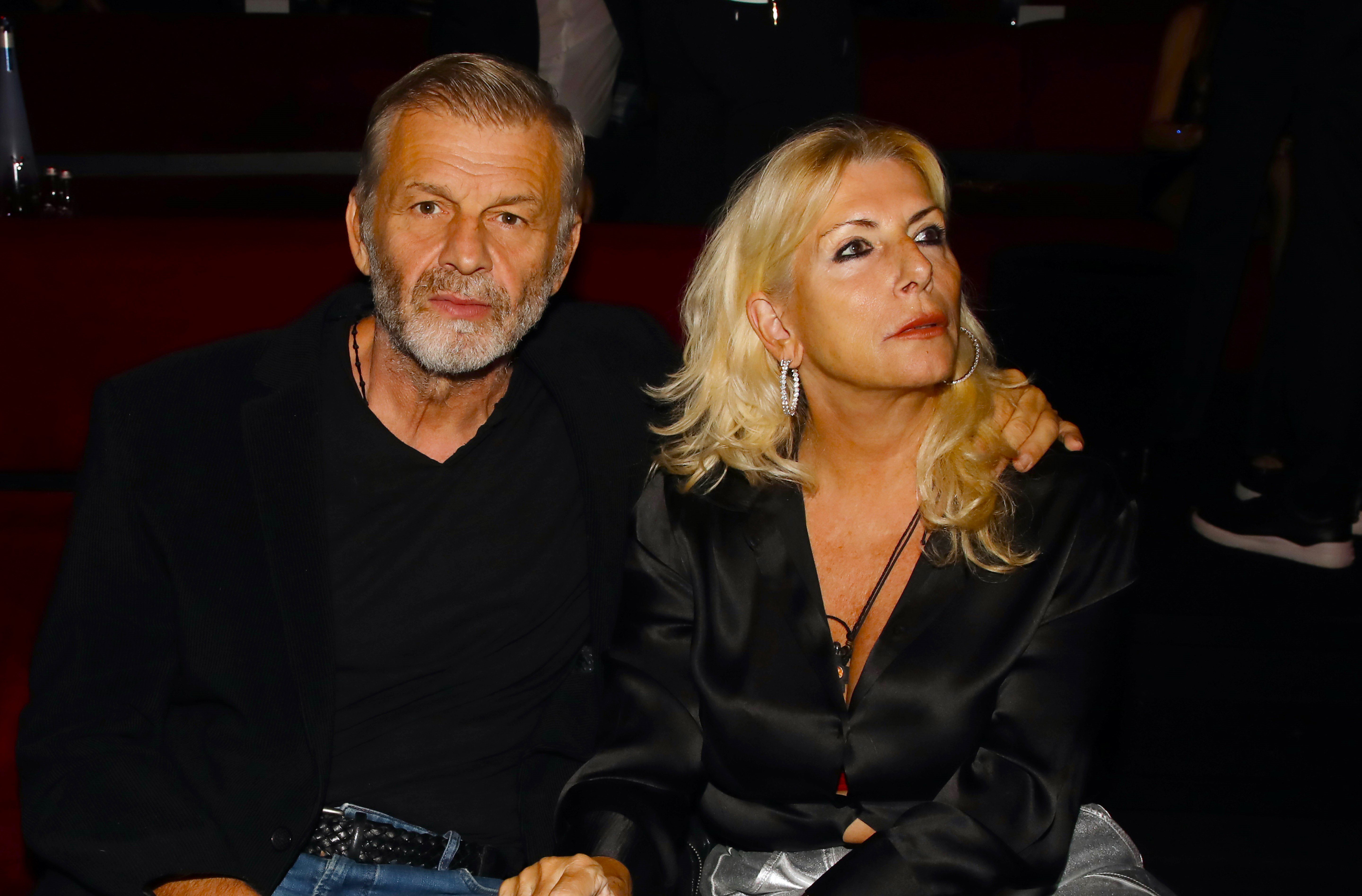 Σε μια ειλικρινή και αποκαλυπτική συνέντευξη στο περιοδικό «Ok!», ο Απόστολος Γκλέτσος μίλησε για την προσωπική του ζωή, τη σχέση του με την Ιζαμπέλα Αρβανίτη και τη «δεύτερη ευκαιρία» που κλήθηκε να διεκδικήσει.