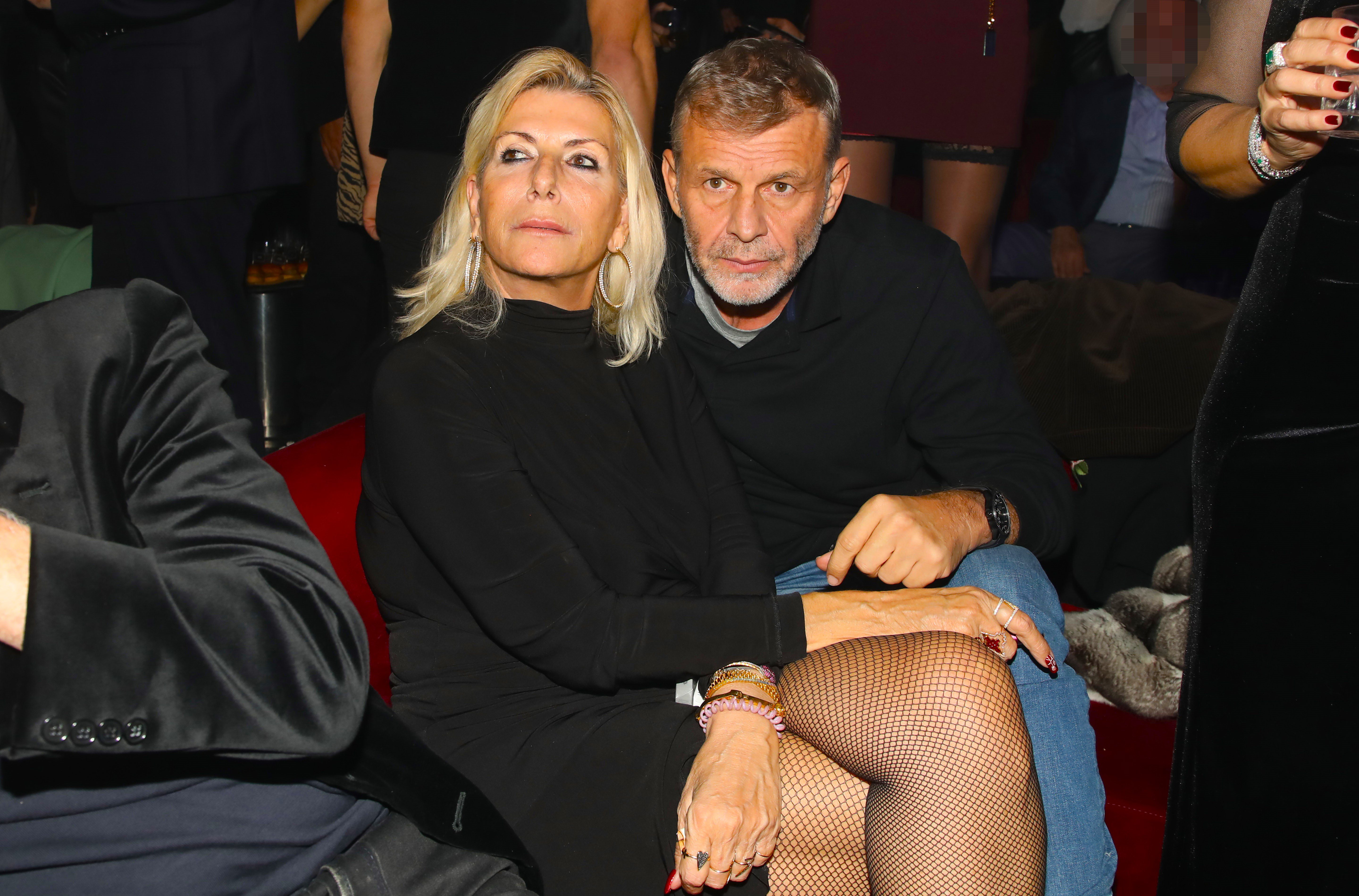 Ο Απόστολος Γκλέτσος μιλά ανοιχτά για την επανασύνδεση με την Ιζαμπέλα Αρβανίτη και τη νέα του ματιά στον έρωτα.