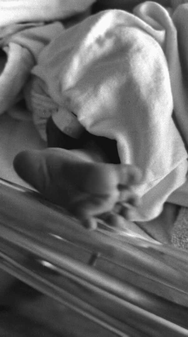 Ο Snik και η Marta Aharonian ζουν την πιο ξεχωριστή περίοδο της ζωής τους, δημοσιεύοντας τις πρώτες οικογενειακές στιγμές με τη νεογέννητη κόρη τους.