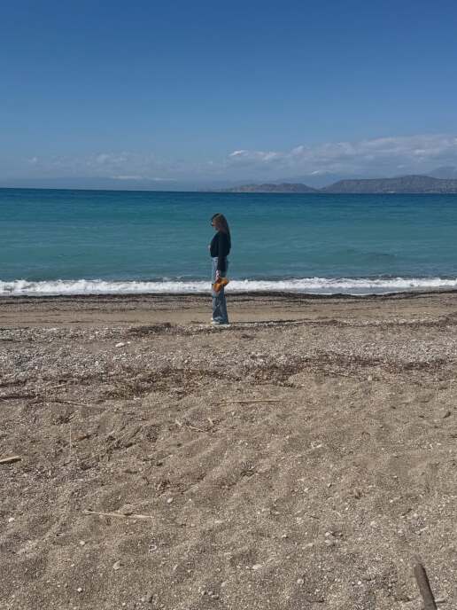 stamatina-tsimtsili-pasxa-2026-oikogeneiaka-korinthos-2