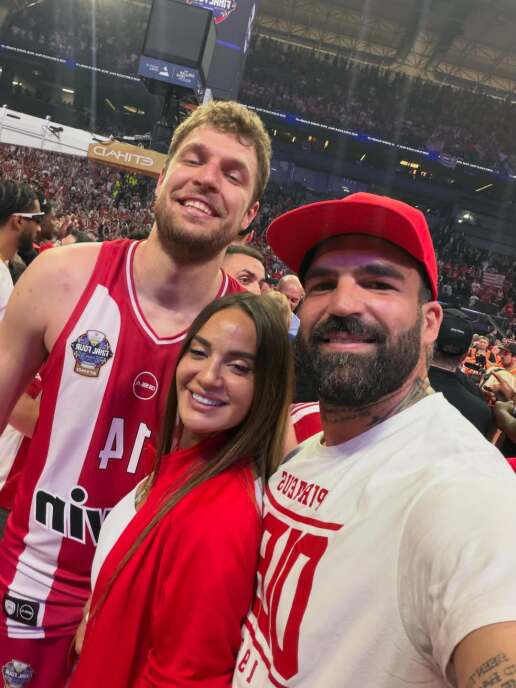 dimitris-alexandrou-telikos-olybiakos-real-ria-ellinidou-instagram-photos-4