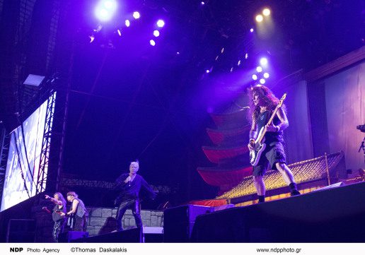iron-maiden-athens-greece-live-bruce-dickinson-12