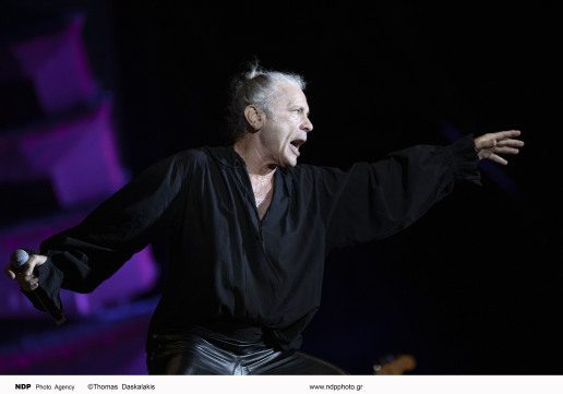 iron-maiden-athens-greece-live-bruce-dickinson-5