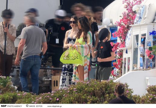 mykonos-emilly-in-paris-seson-6-photos-3