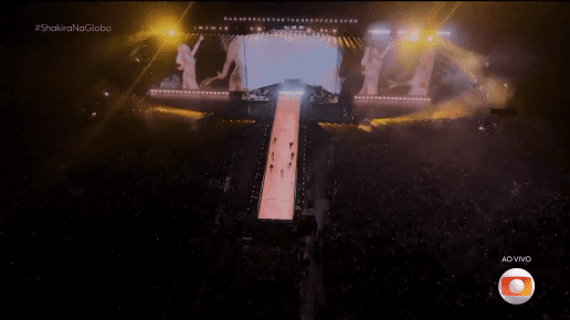 shakira-brazil-synaylia-kopakabana-photos-video-7