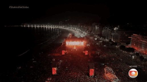 shakira-brazil-synaylia-kopakabana-photos-video-8
