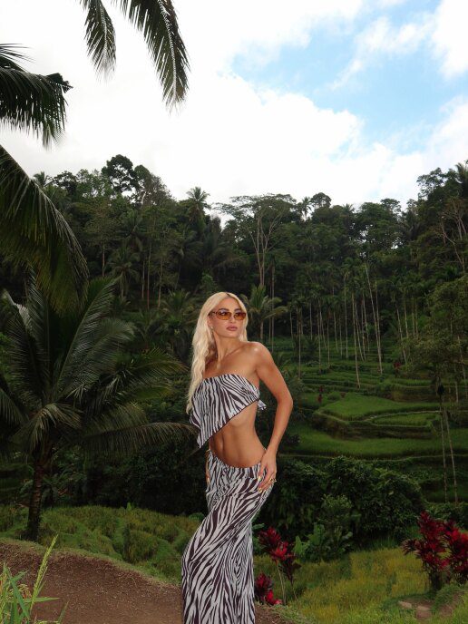 ioanna-touni-balli-news-photos-instagram-summer-jule-2026-5