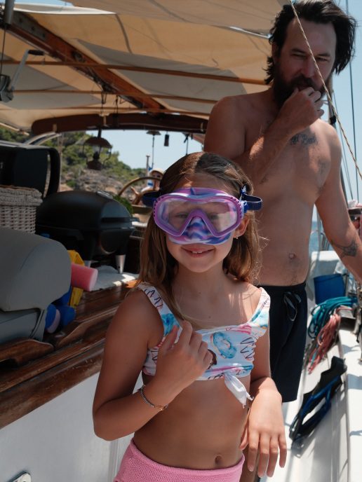 kate-hudson-summer-2026-greece-5