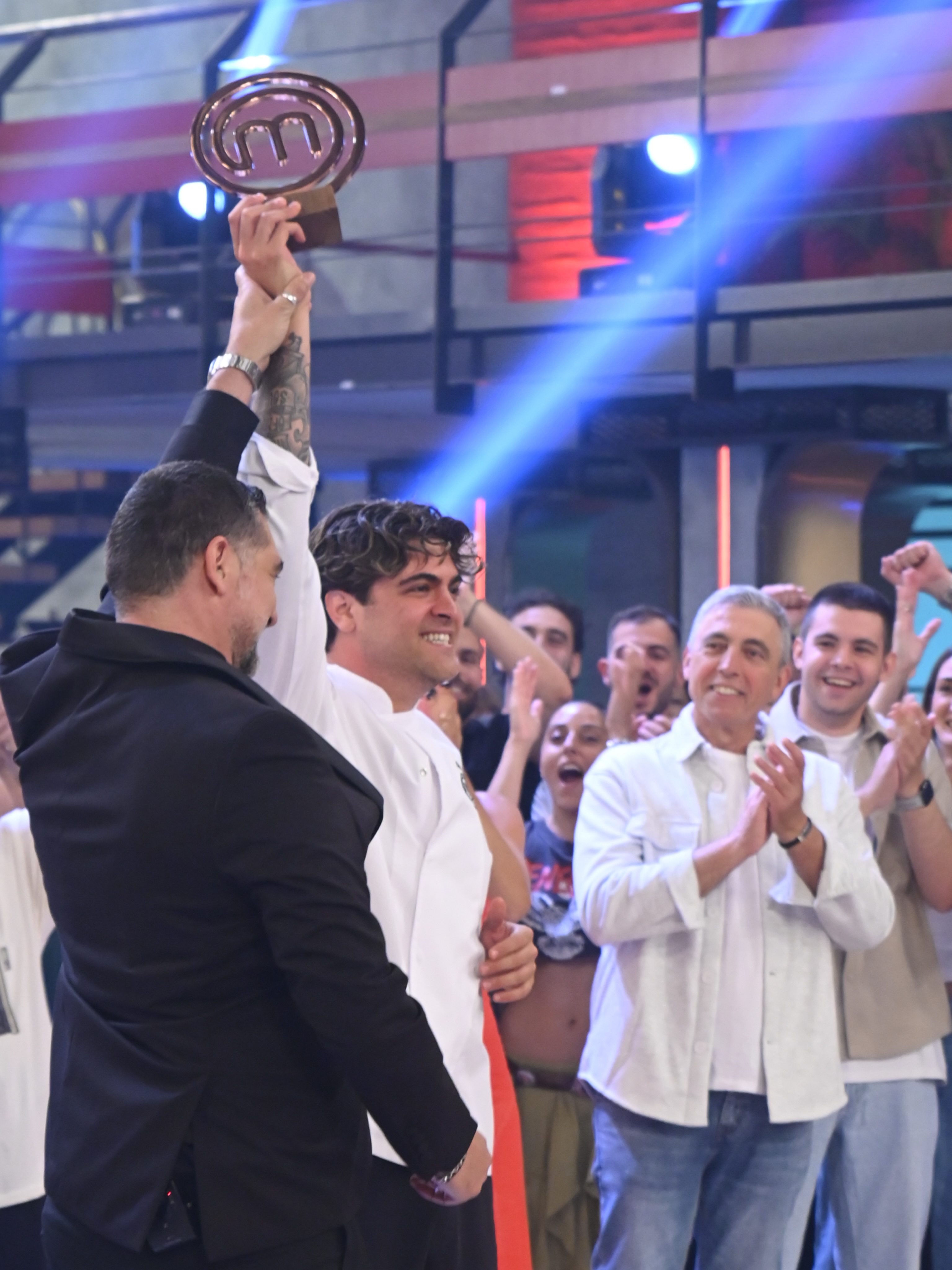 Ο νικητής του MasterChef 2026, Πάνος Τελάλης, μίλησε για τη διαδρομή του στη μαγειρική, την απόφασή του να δηλώσει συμμετοχή στο παιχνίδι και τα σχέδιά του για το χρηματικό έπαθλο.