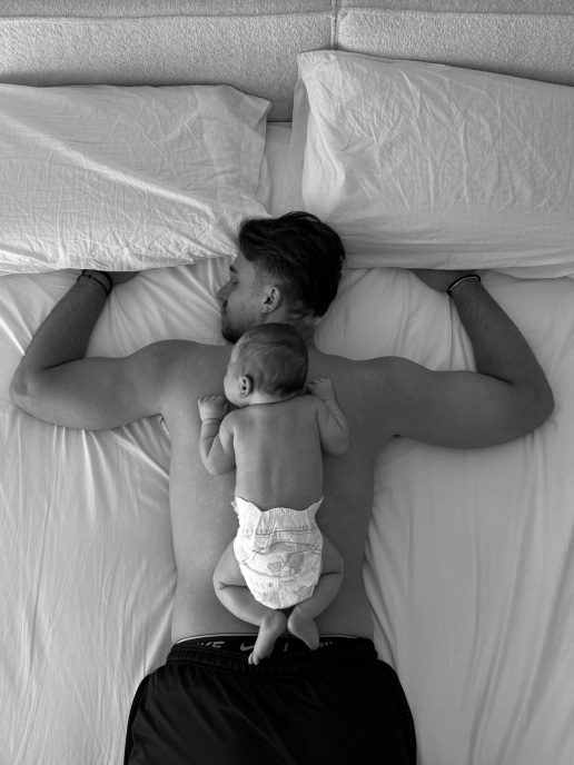 sakis-katsoulis-marialena-roumelioti-photos-baby-instagram-40-hmeron-2