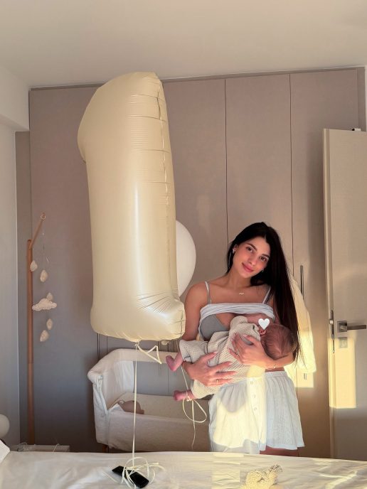 sakis-katsoulis-marialena-roumelioti-photos-baby-instagram-40-hmeron-3