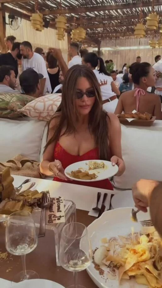 vergara-vernikou-mykonos-summer-2026-jule-3