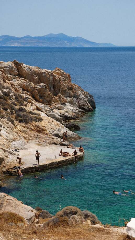 yiorgos-karavas-serifos-summer-2026-photos-3