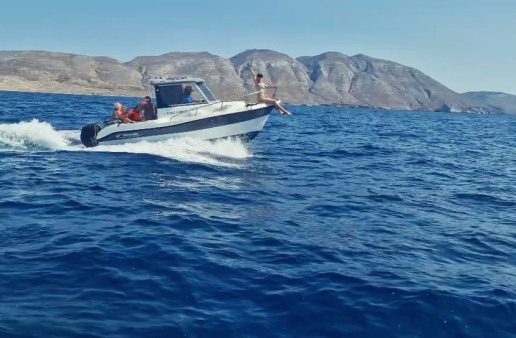 zeta-douka-diakopes-kasos-summer-2026-jule-photos-4