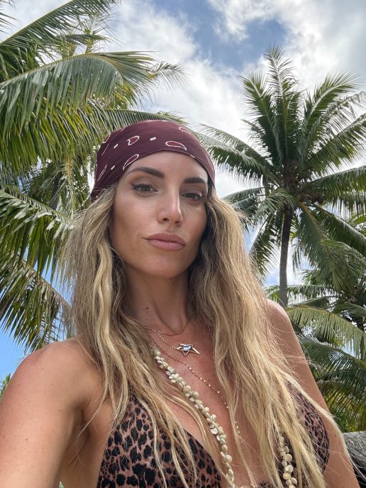athina-oikonomakou-bruno-cherela-borabora-summer-2026-photos-16