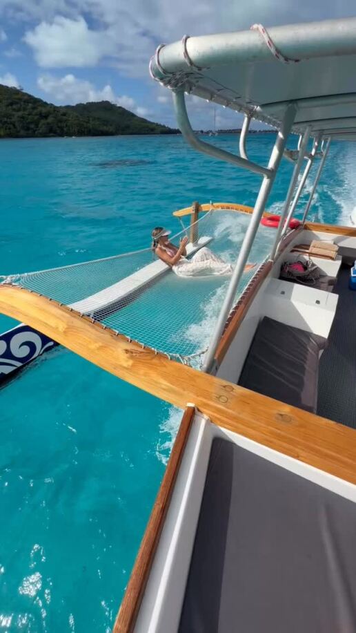 athina-oikonomakou-bruno-cherela-borabora-summer-2026-photos-7