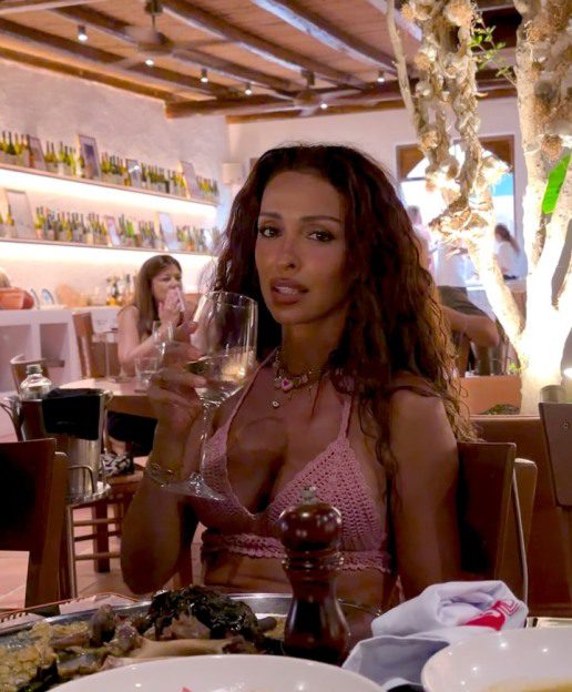 eleni-foureira-diakopes-photos-summer-2026-5