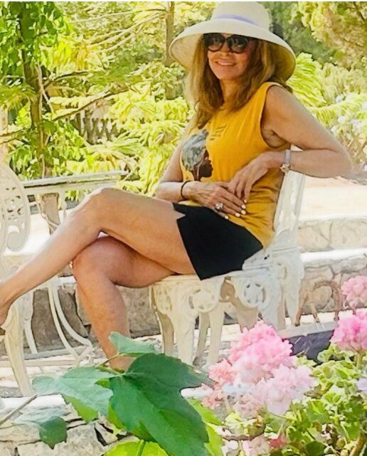 mimi-denisi-diakopes-theologos-photos-2026-11-08-summer-augoust-9