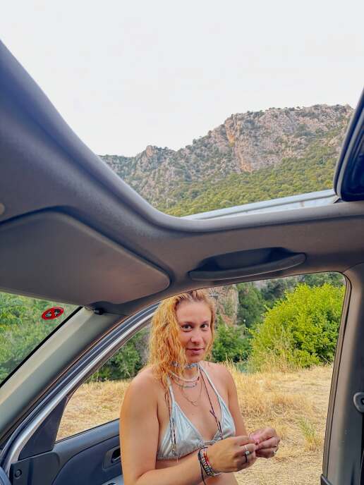 summer-klelia-andriolatou-diakopes-2026-photos-8