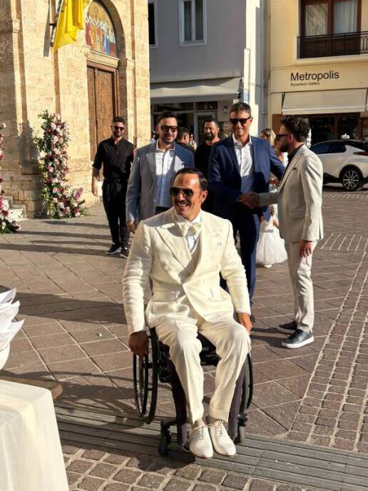 antonis-tsapatakis-gamos-1