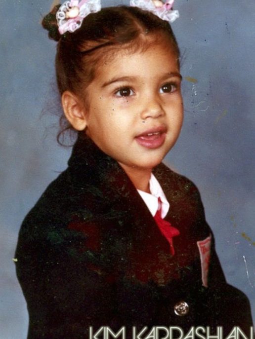 kim-kardashian-genethlia-eyxes-kris-jenner-8