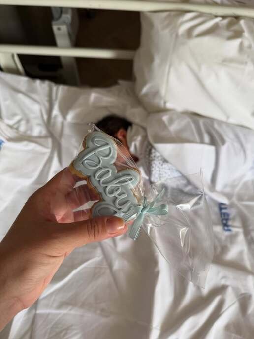 tzeni-theona-photos-instagram-dyo-paidia-tis-1