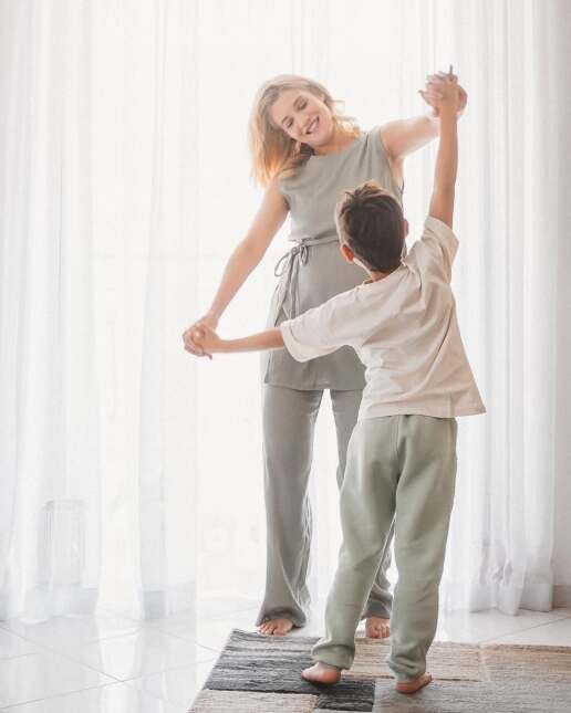 tzeni-theona-photos-instagram-dyo-paidia-tis-4