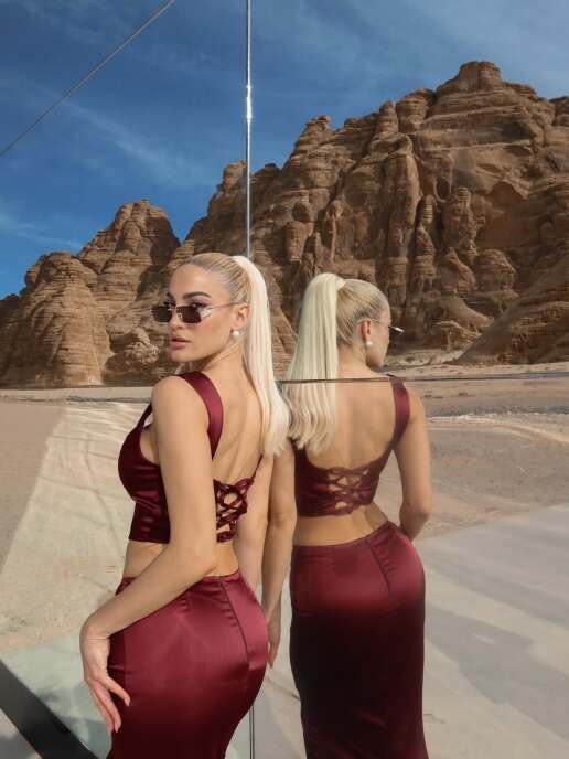 ioanna-touni-instagram-photos-alula-saudi-arabia-1