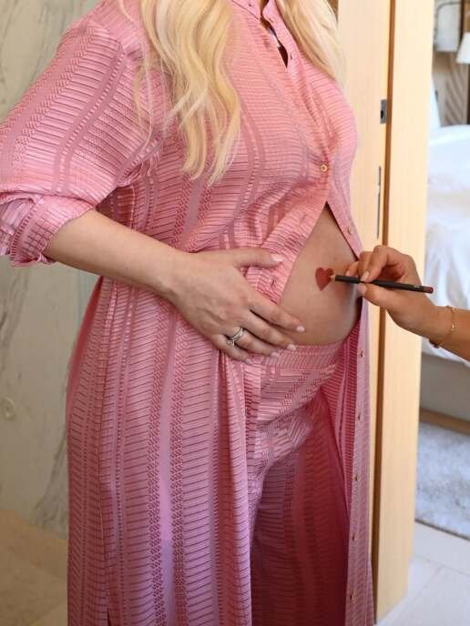 katerina-kainourgiou-egymosini-apousia-apo-tin-super-katerina-3