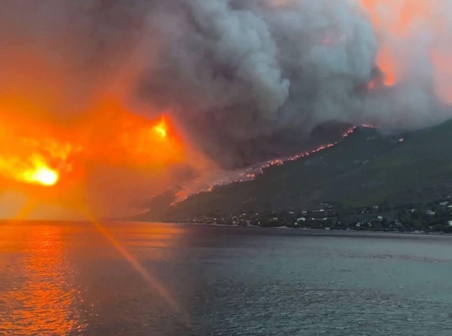 Με λόγια που αποτυπώνουν τον πόνο της απώλειας μίλησε ο Τάσος Χαλκιάς για το οικογενειακό σπίτι του στο Πόρτο Γερμενό, το οποίο καταστράφηκε ολοσχερώς από τη μεγάλη πυρκαγιά.
